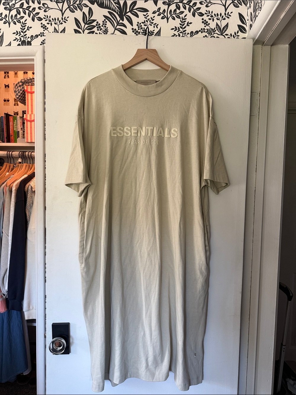 ESSENTIALS Oversized Short Sleeve T-Shirt in Cream